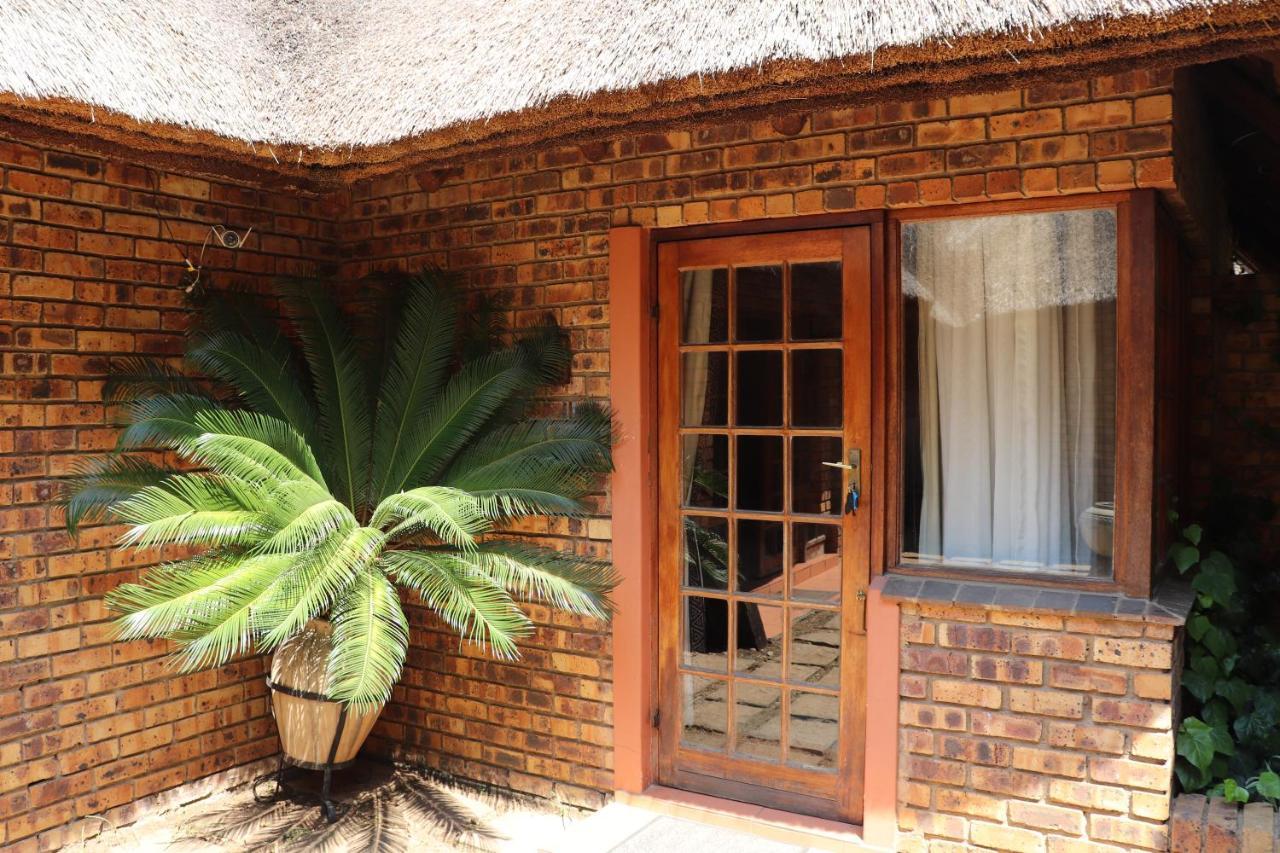 Khaya Africa Guesthouse Midrand Exterior photo